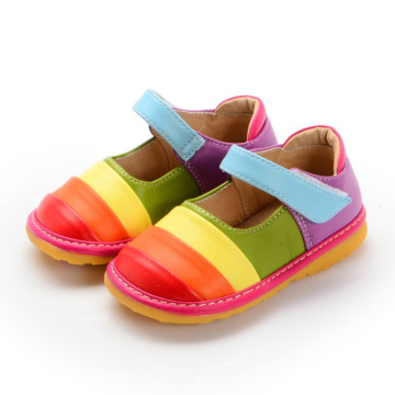 Rainbow Handmade Baby Girl Chaussettes Squeaky Chaussures en cuir Soft Kids